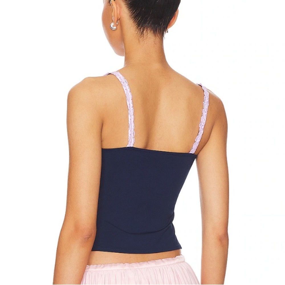 REVOLVE TOP - Picture 3 of 6